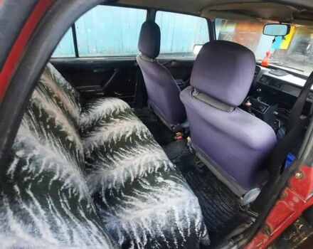 Красный ВАЗ 2105, объемом двигателя 0 л и пробегом 21 тыс. км за 800 $, фото 4 на Automoto.ua