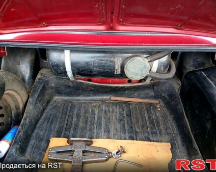 Красный ВАЗ 2105, объемом двигателя 1.5 л и пробегом 90 тыс. км за 1000 $, фото 6 на Automoto.ua