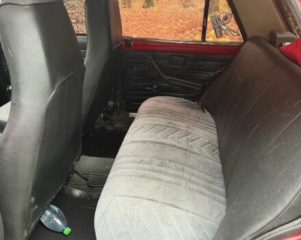 Красный ВАЗ 2105, объемом двигателя 1.5 л и пробегом 98 тыс. км за 650 $, фото 6 на Automoto.ua