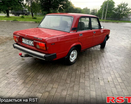 Красный ВАЗ 2105, объемом двигателя 1.5 л и пробегом 97 тыс. км за 1300 $, фото 2 на Automoto.ua