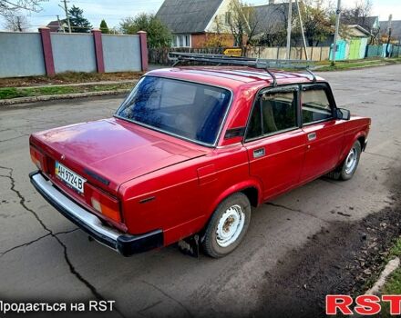 Красный ВАЗ 2105, объемом двигателя 1.5 л и пробегом 90 тыс. км за 1000 $, фото 3 на Automoto.ua