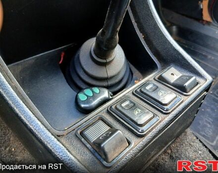 Красный ВАЗ 2105, объемом двигателя 1.5 л и пробегом 90 тыс. км за 1000 $, фото 9 на Automoto.ua