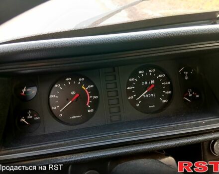 Красный ВАЗ 2105, объемом двигателя 1.5 л и пробегом 90 тыс. км за 1000 $, фото 10 на Automoto.ua