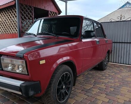 Красный ВАЗ 2105, объемом двигателя 0 л и пробегом 200 тыс. км за 900 $, фото 1 на Automoto.ua