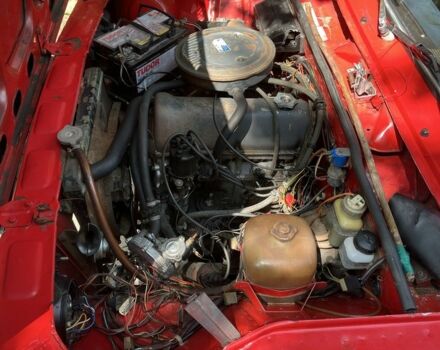 Красный ВАЗ 2105, объемом двигателя 1.5 л и пробегом 220 тыс. км за 900 $, фото 4 на Automoto.ua