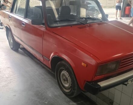 Красный ВАЗ 2105, объемом двигателя 1.5 л и пробегом 70 тыс. км за 400 $, фото 1 на Automoto.ua