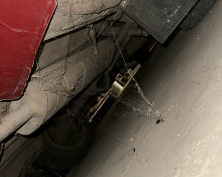 Красный ВАЗ 2105, объемом двигателя 1.5 л и пробегом 100 тыс. км за 1000 $, фото 10 на Automoto.ua