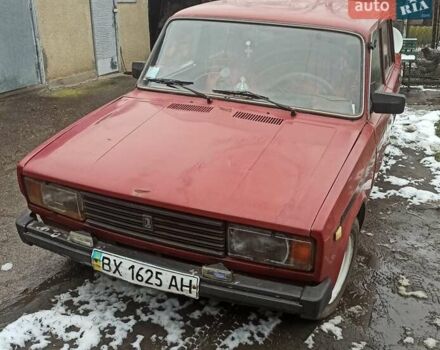 Красный ВАЗ 2105, объемом двигателя 1.5 л и пробегом 275 тыс. км за 300 $, фото 3 на Automoto.ua