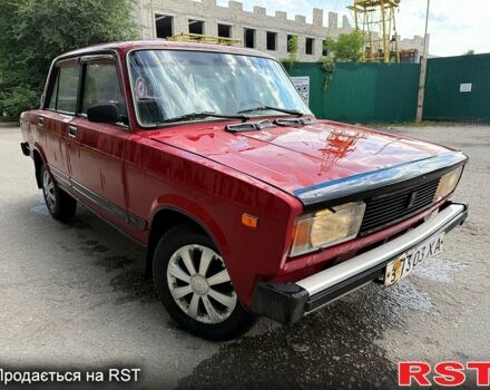 Красный ВАЗ 2105, объемом двигателя 1.5 л и пробегом 200 тыс. км за 570 $, фото 6 на Automoto.ua