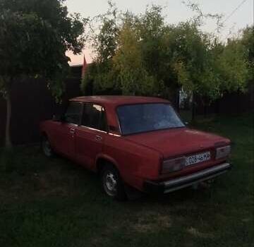 Красный ВАЗ 2105, объемом двигателя 1.5 л и пробегом 140 тыс. км за 750 $, фото 2 на Automoto.ua