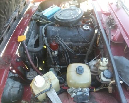 Красный ВАЗ 2105, объемом двигателя 1.3 л и пробегом 5 тыс. км за 900 $, фото 5 на Automoto.ua