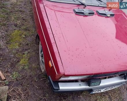 Червоний ВАЗ 2105, об'ємом двигуна 1.5 л та пробігом 335 тис. км за 579 $, фото 3 на Automoto.ua