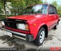 Красный ВАЗ 2105, объемом двигателя 1.5 л и пробегом 200 тыс. км за 570 $, фото 1 на Automoto.ua