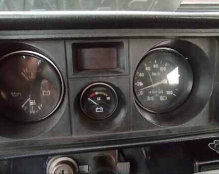 Красный ВАЗ 2105, объемом двигателя 1.5 л и пробегом 140 тыс. км за 750 $, фото 4 на Automoto.ua