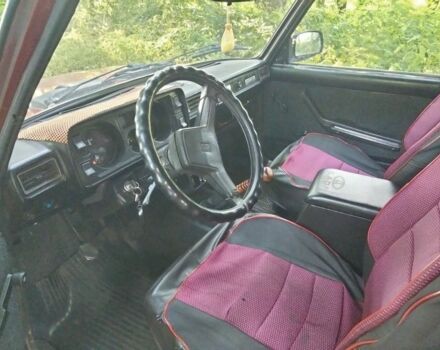 Красный ВАЗ 2105, объемом двигателя 0 л и пробегом 138 тыс. км за 900 $, фото 9 на Automoto.ua