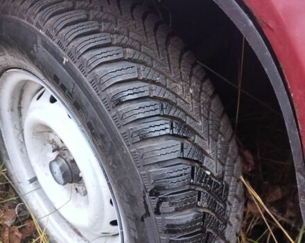 Червоний ВАЗ 2105, об'ємом двигуна 1.5 л та пробігом 200 тис. км за 332 $, фото 5 на Automoto.ua