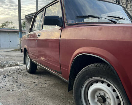 Красный ВАЗ 2105, объемом двигателя 1.45 л и пробегом 64 тыс. км за 1000 $, фото 2 на Automoto.ua