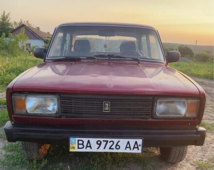 Красный ВАЗ 2105, объемом двигателя 1.5 л и пробегом 100 тыс. км за 650 $, фото 3 на Automoto.ua