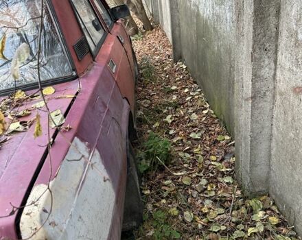 ВАЗ 2105 1997 в Коростене на Automoto.ua Красный ВАЗ 2105, объемом двигателя 1.6 л и пробегом 40 тыс. км за 334 $, фото 3 на Automoto.ua