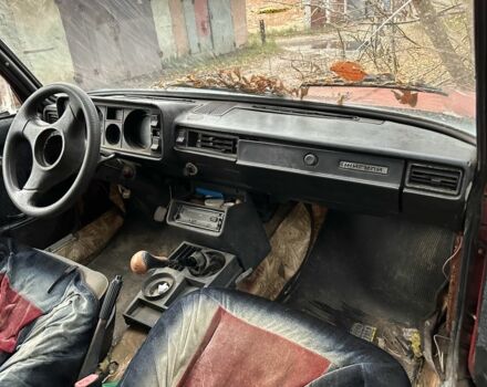 ВАЗ 2105 1997 в Коростене на Automoto.ua Красный ВАЗ 2105, объемом двигателя 1.6 л и пробегом 40 тыс. км за 334 $, фото 5 на Automoto.ua