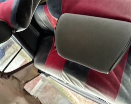 ВАЗ 2105 1997 в Коростене на Automoto.ua Красный ВАЗ 2105, объемом двигателя 1.6 л и пробегом 40 тыс. км за 334 $, фото 7 на Automoto.ua