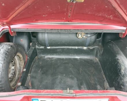 Красный ВАЗ 2105, объемом двигателя 1.5 л и пробегом 1 тыс. км за 520 $, фото 9 на Automoto.ua