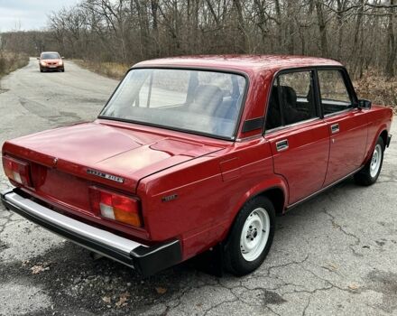 Красный ВАЗ 2105, объемом двигателя 1.5 л и пробегом 37 тыс. км за 2750 $, фото 4 на Automoto.ua