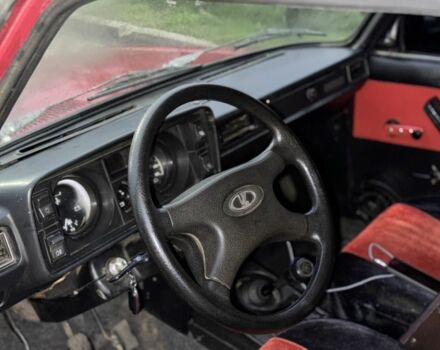 Красный ВАЗ 2105, объемом двигателя 1.5 л и пробегом 60 тыс. км за 545 $, фото 7 на Automoto.ua