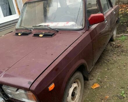 Красный ВАЗ 2105, объемом двигателя 1.6 л и пробегом 250 тыс. км за 477 $, фото 1 на Automoto.ua