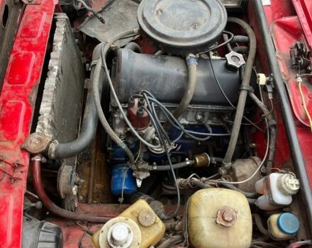 Красный ВАЗ 2105, объемом двигателя 0.16 л и пробегом 839 тыс. км за 650 $, фото 6 на Automoto.ua