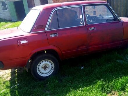 ВАЗ 2105 1976 в Кропивницком (Кировограде) на Automoto.ua Красный ВАЗ 2105, объемом двигателя 1.3 л и пробегом 0 тыс. км за 600 $, фото 1 на Automoto.ua