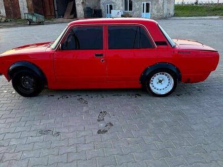 ВАЗ 2105 1979 в Снигиревке на Automoto.ua Красный ВАЗ 2105, объемом двигателя 13 л и пробегом 150 тыс. км за 650 $, фото 1 на Automoto.ua