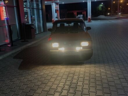 Красный ВАЗ 2105, объемом двигателя 1.3 л и пробегом 16 тыс. км за 787 $, фото 1 на Automoto.ua