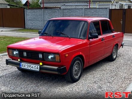 ВАЗ 2105 1981 в Новомосковске на Automoto.ua Красный ВАЗ 2105, объемом двигателя 1.3 л и пробегом 80 тыс. км за 1200 $, фото 1 на Automoto.ua