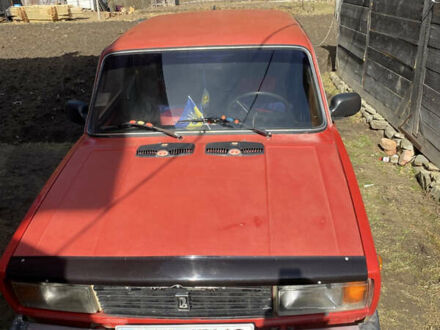 ВАЗ 2105 1981 в Верховине на Automoto.ua Красный ВАЗ 2105, объемом двигателя 0 л и пробегом 87 тыс. км за 450 $, фото 1 на Automoto.ua