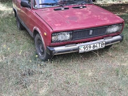 Красный ВАЗ 2105, объемом двигателя 1.3 л и пробегом 283 тыс. км за 364 $, фото 1 на Automoto.ua
