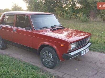 Красный ВАЗ 2105, объемом двигателя 1.5 л и пробегом 85 тыс. км за 850 $, фото 1 на Automoto.ua