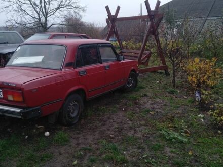 Красный ВАЗ 2105, объемом двигателя 0 л и пробегом 50 тыс. км за 709 $, фото 1 на Automoto.ua