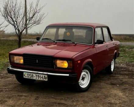 Красный ВАЗ 2105, объемом двигателя 1.3 л и пробегом 450 тыс. км за 643 $, фото 1 на Automoto.ua