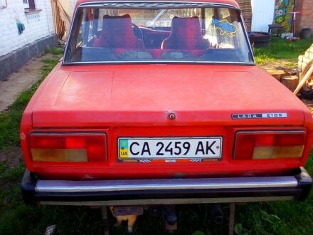 ВАЗ 2105 1982 в Черкассах на Automoto.ua Красный ВАЗ 2105, объемом двигателя 1.3 л и пробегом 645 тыс. км за 360 $, фото 1 на Automoto.ua