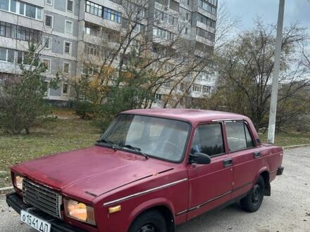 Червоний ВАЗ 2105, об'ємом двигуна 1.3 л та пробігом 333 тис. км за 298 $, фото 1 на Automoto.ua