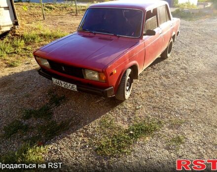 Красный ВАЗ 2105, объемом двигателя 1.3 л и пробегом 190 тыс. км за 700 $, фото 1 на Automoto.ua