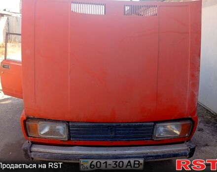 Красный ВАЗ 2105, объемом двигателя 1.3 л и пробегом 0 тыс. км за 270 $, фото 1 на Automoto.ua