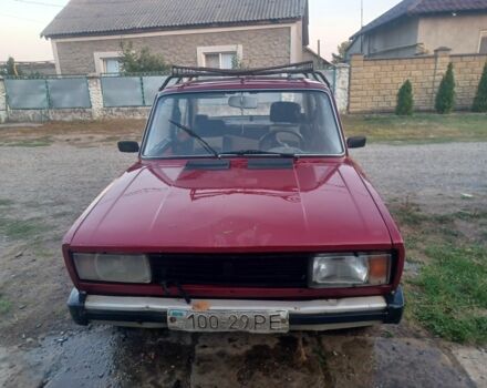 Красный ВАЗ 2105, объемом двигателя 0 л и пробегом 100 тыс. км за 380 $, фото 1 на Automoto.ua