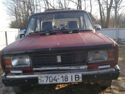 ВАЗ 2105 1983 в Черткове на Automoto.ua Красный ВАЗ 2105, объемом двигателя 0.13 л и пробегом 1 тыс. км за 450 $, фото 1 на Automoto.ua