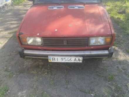 ВАЗ 2105 1983 у Кременчуге на Automoto.ua Червоний ВАЗ 2105, об'ємом двигуна 1.2 л та пробігом 10 тис. км за 363 $, фото 1 на Automoto.ua