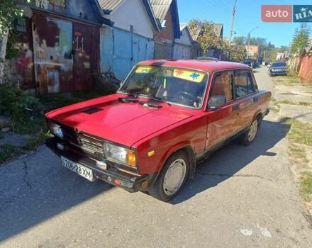 Красный ВАЗ 2105, объемом двигателя 0 л и пробегом 100 тыс. км за 450 $, фото 1 на Automoto.ua