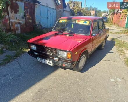 Красный ВАЗ 2105, объемом двигателя 0 л и пробегом 200 тыс. км за 449 $, фото 1 на Automoto.ua