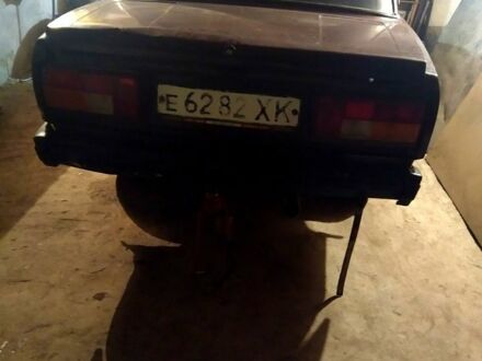 Красный ВАЗ 2105, объемом двигателя 1.3 л и пробегом 0 тыс. км за 350 $, фото 1 на Automoto.ua