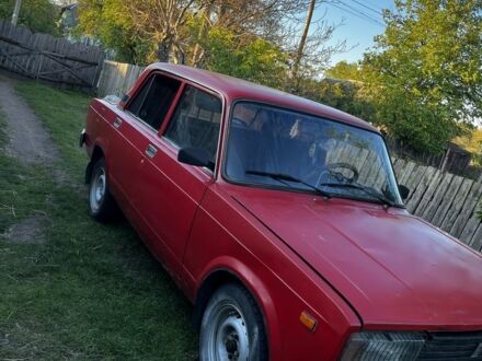ВАЗ 2105 1984 у Коростене на Automoto.ua Червоний ВАЗ 2105, об'ємом двигуна 1.5 л та пробігом 80 тис. км за 411 $, фото 1 на Automoto.ua